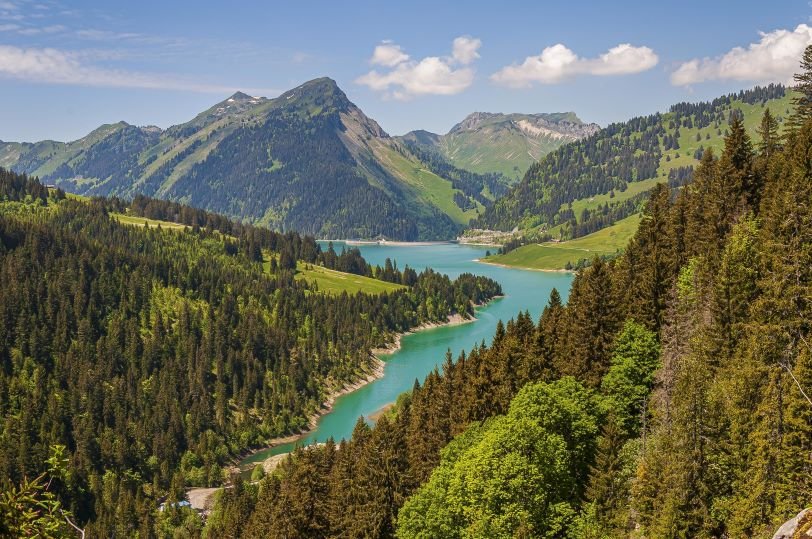 Embracing Ecotourism in Europe: Exploring Nature's Best Sustainably