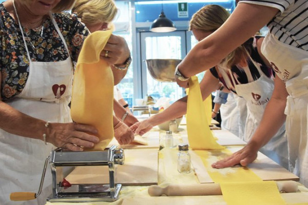 Become a Roman Masterchef: Pasta, Ravioli and Tiramisù class